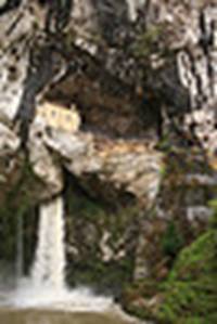 Cueva de la Santina,Covadonga. by Minerva 77